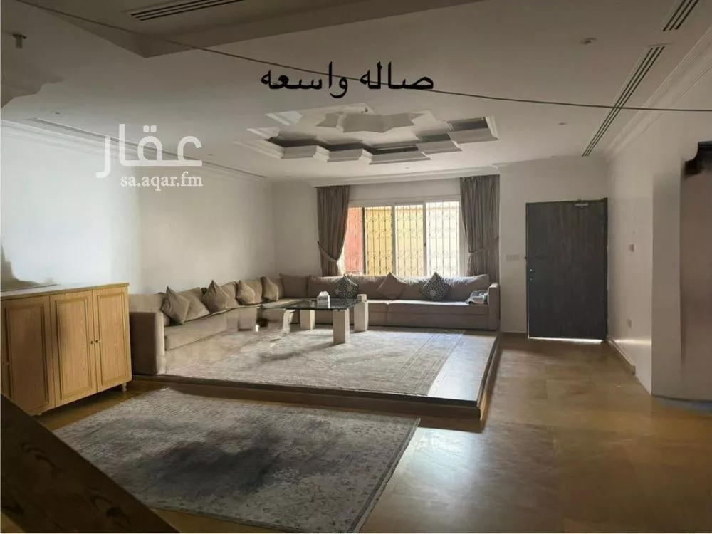 5 bedroom villa in Al Falah 7