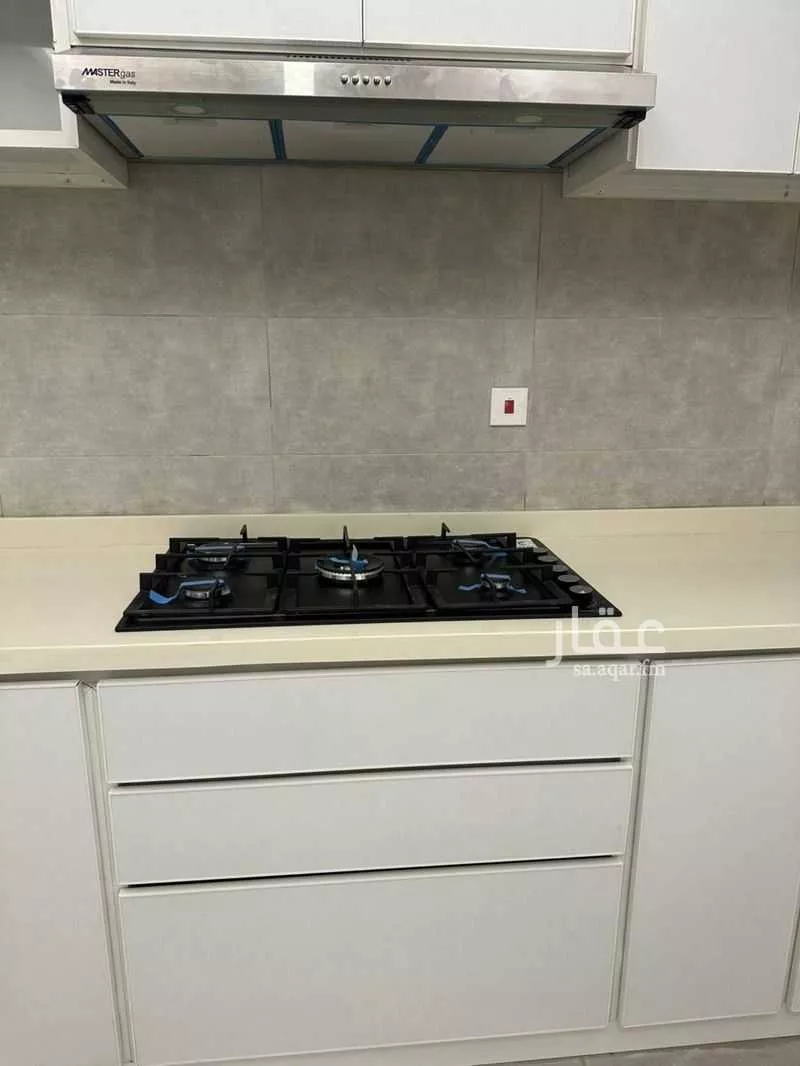 فيلا 4 غرف في النرجس 12