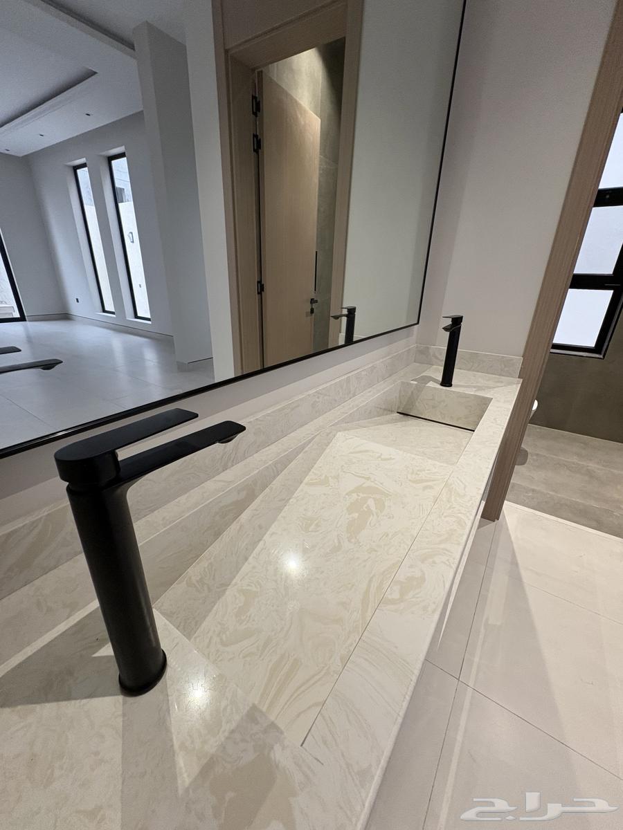 فيلا 6 غرف في الشعلة 4