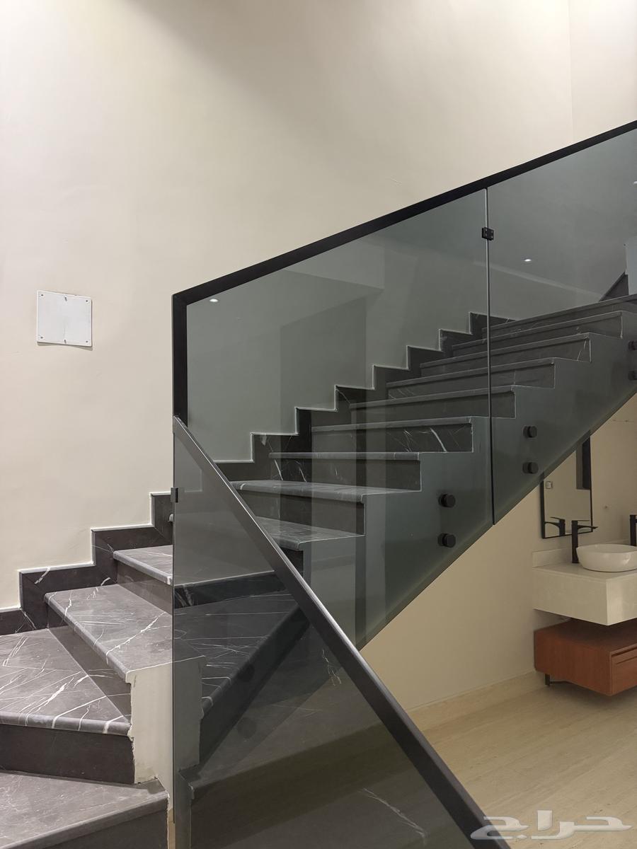 6 bedroom villa in Al Fursan 7