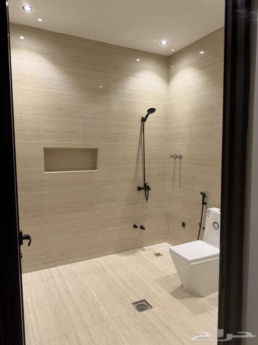 6 bedroom villa in Al Fursan 8