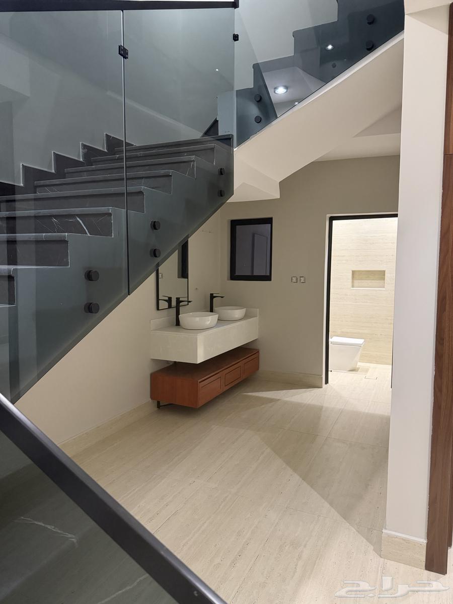 6 bedroom villa in Al Fursan 9