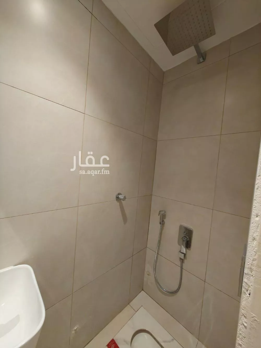 شقة 5 غرف في النخيل 12