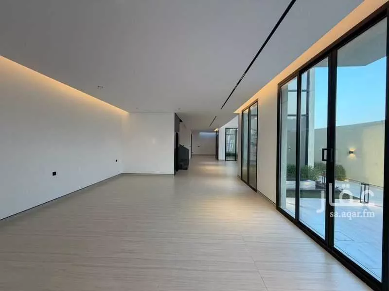 فيلا 5 غرف في العارض 9