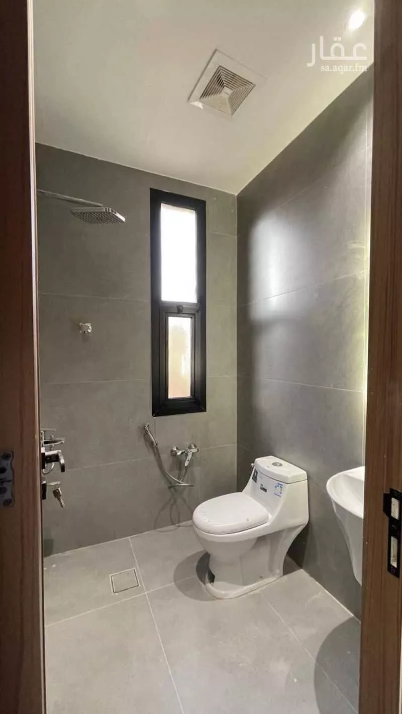 شقة 4 غرف في الجنادرية 11