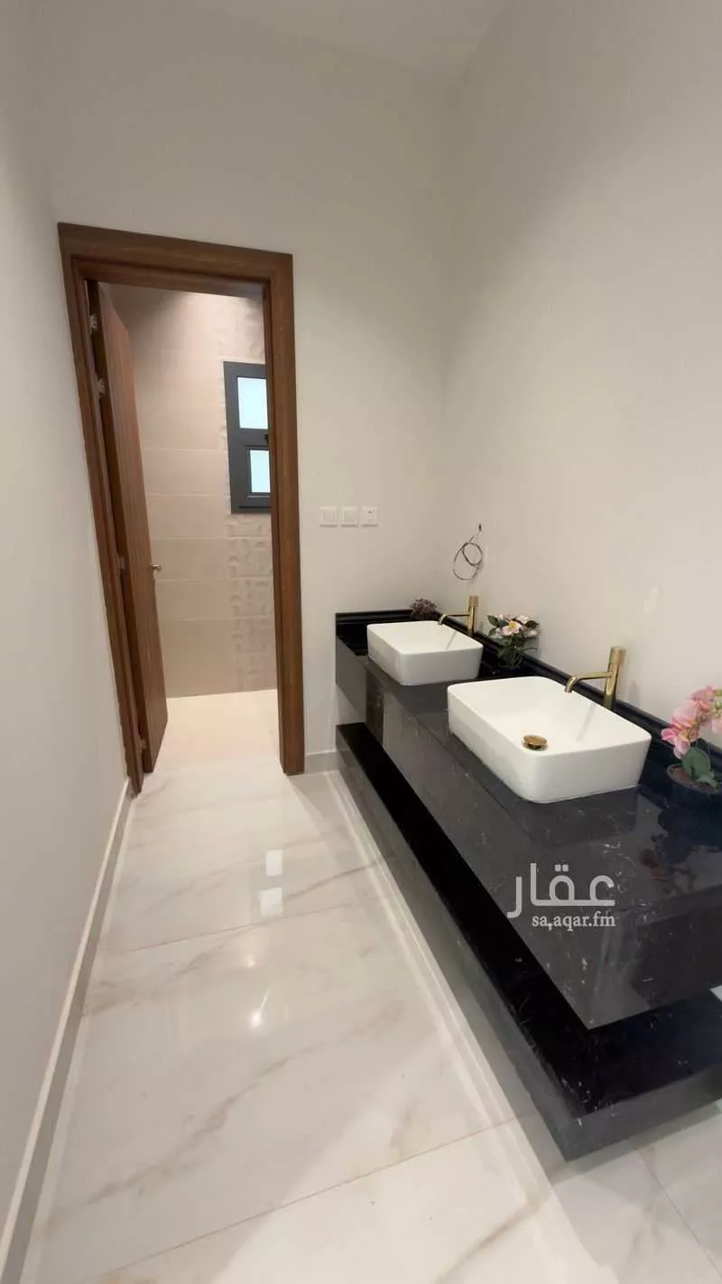 فيلا 7 غرف في النرجس 3