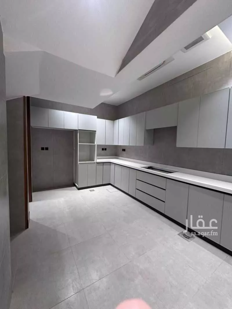 4 bedroom villa in Al Narjis 8