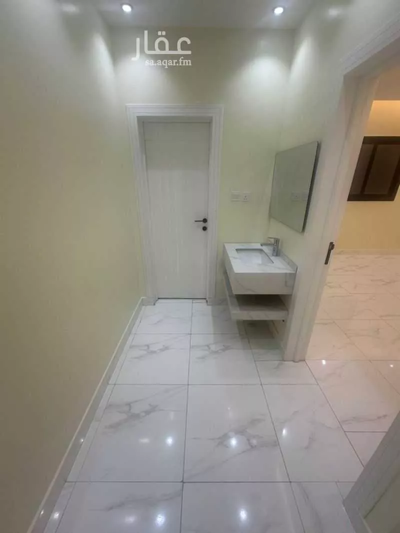 شقة 4 غرف في الخليج 2