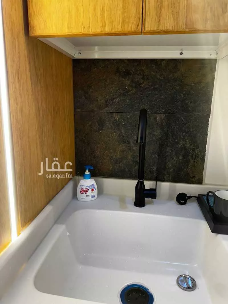 1 bedroom floor in Al Malqa 11