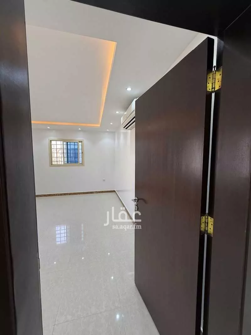 3 bedroom apartment in Al Malqa 8