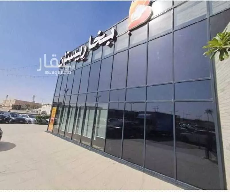 محل 6400 م² في قرطبة 3