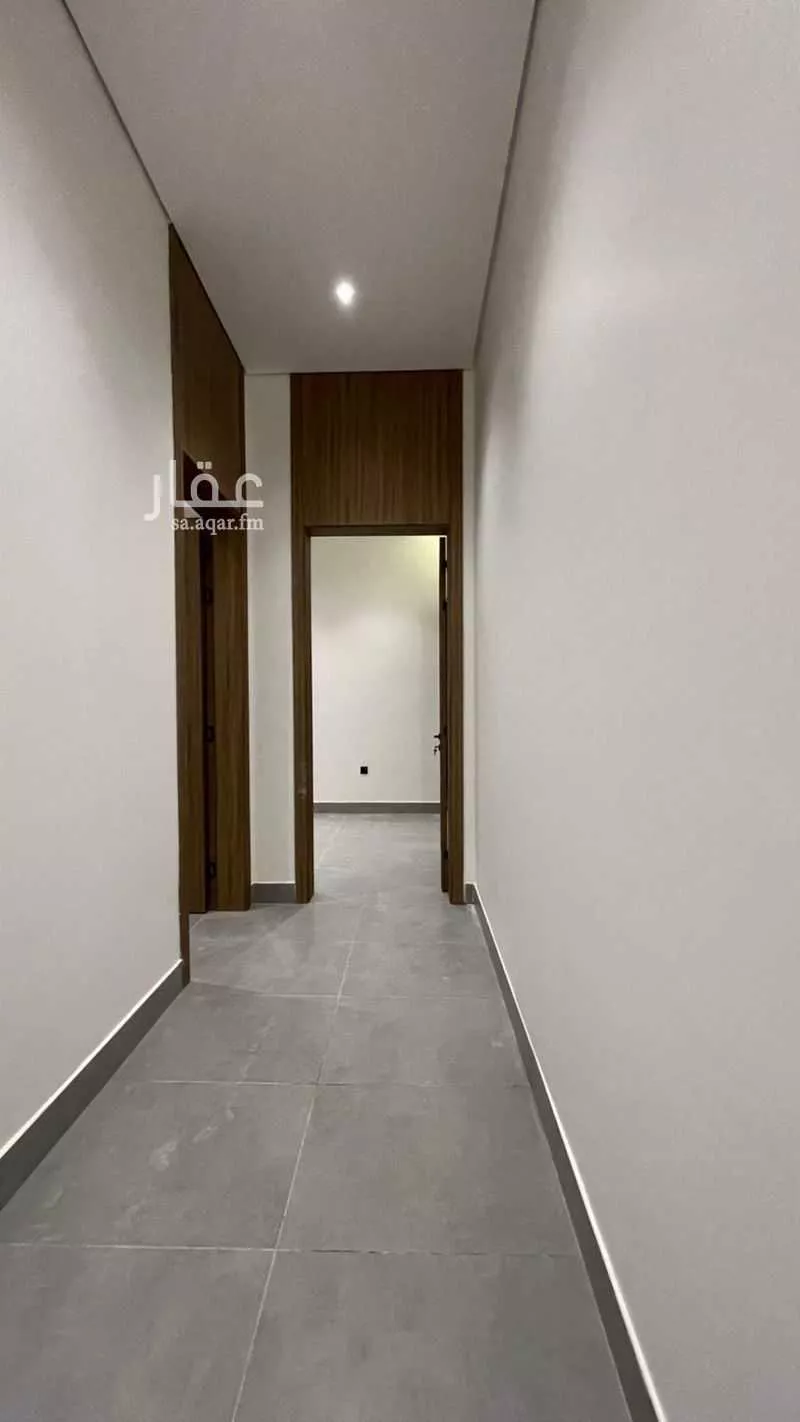 8 bedroom floor in Al Janadriyah 12