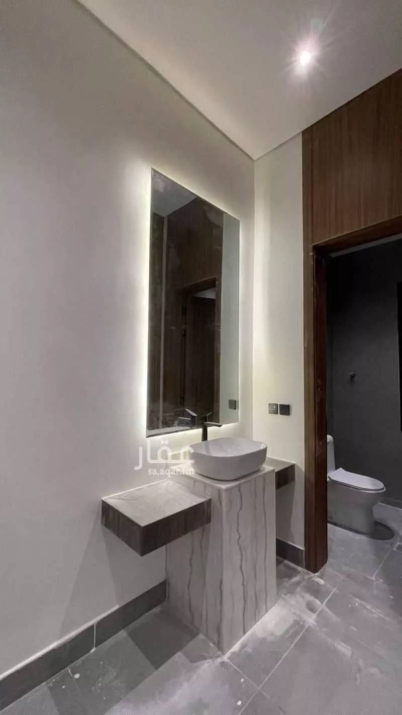 8 bedroom floor in Al Janadriyah 13