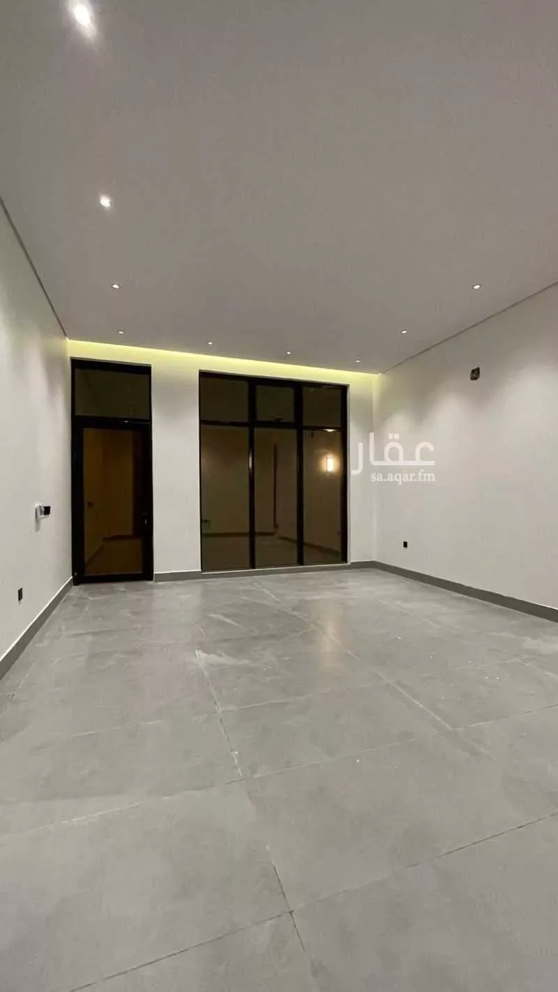 8 bedroom floor in Al Janadriyah 7