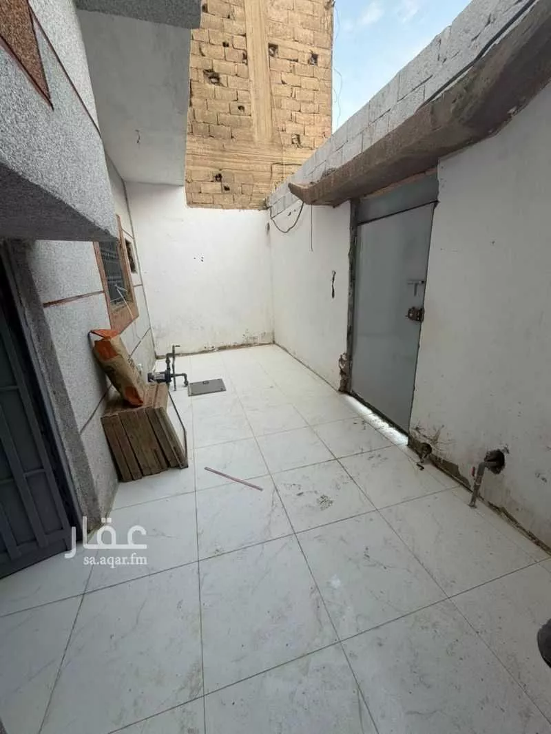 113 sqm building in Ghubairah 3