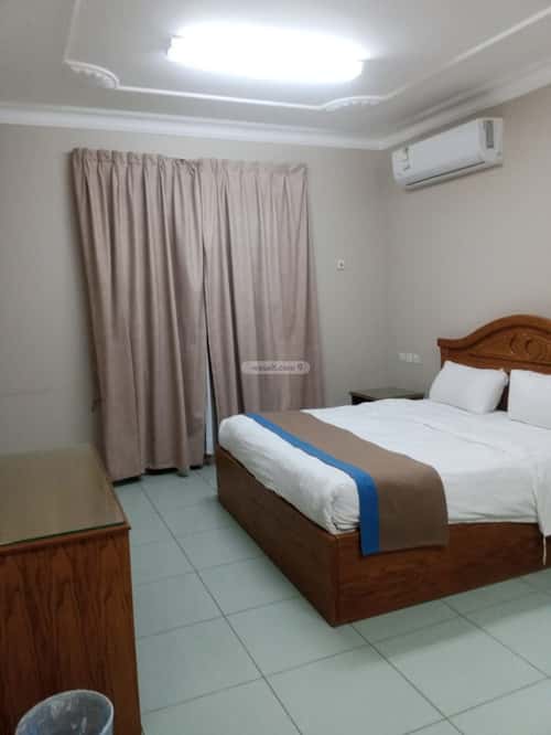 شقة  في الريان 10