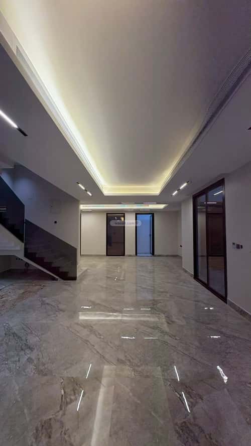 فيلا 4 غرف في العارض 13