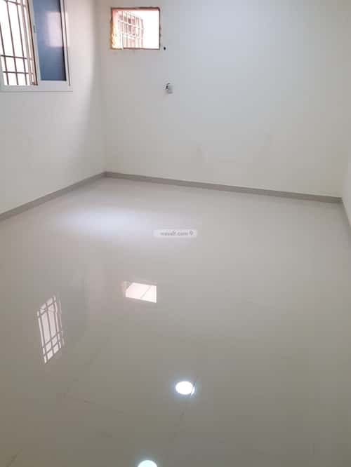 شقة  في المونسية 8