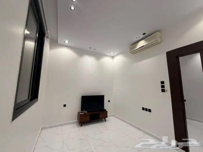 شقة 2 غرف في الرمال 5