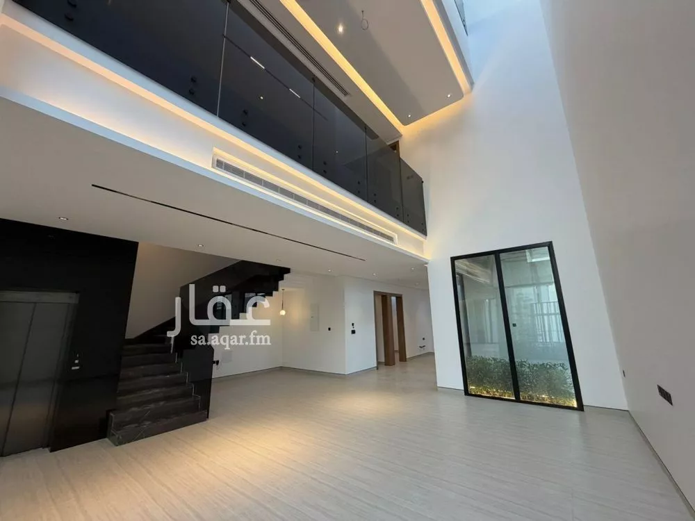 فيلا 5 غرف في العارض 15