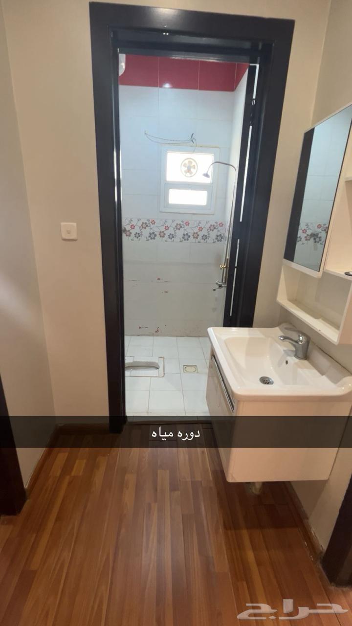 شقة 4 غرف في الرمال 5