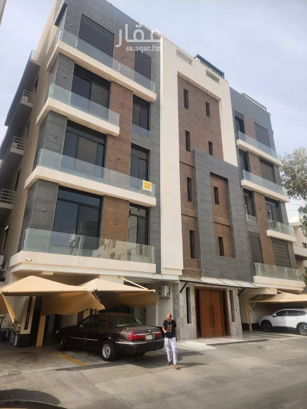 شقة 6 غرف في الفيصلية 13