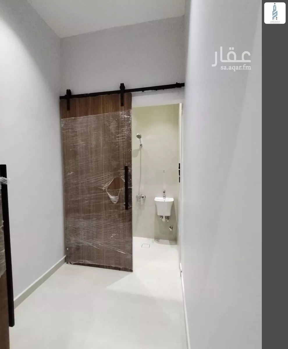 دور 3 غرف في المروج 15