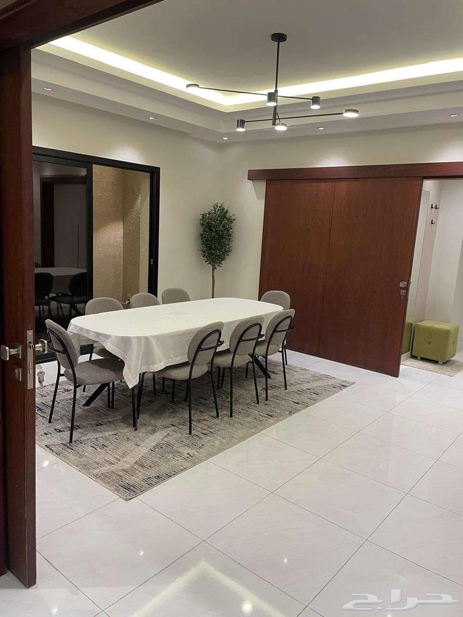 فيلا 5 غرف في الجنادرية 7