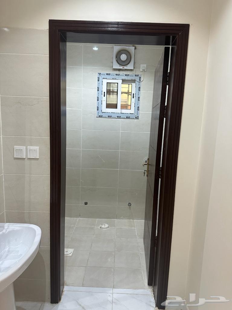 شقة 3 غرف في أم السلم 4