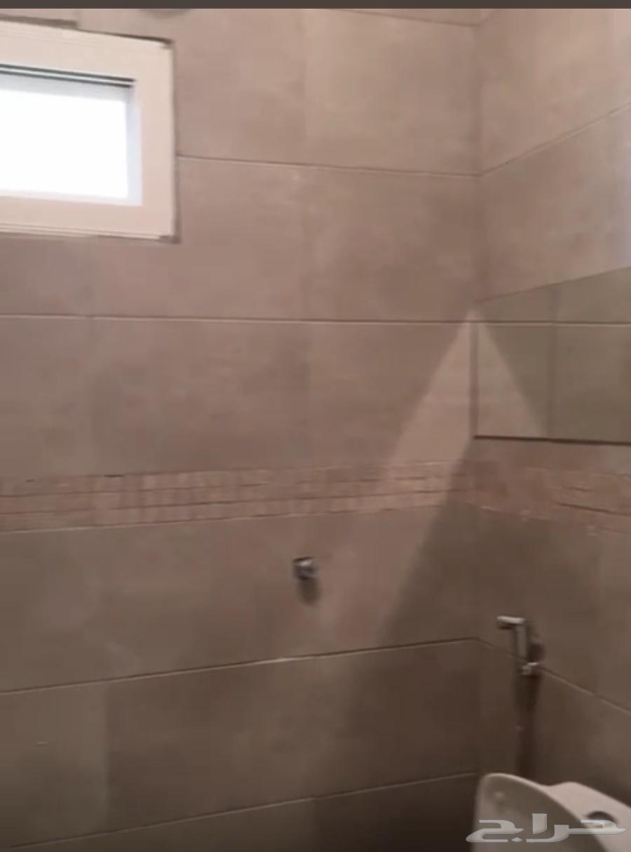 شقة 5 غرف في الزهراء 4