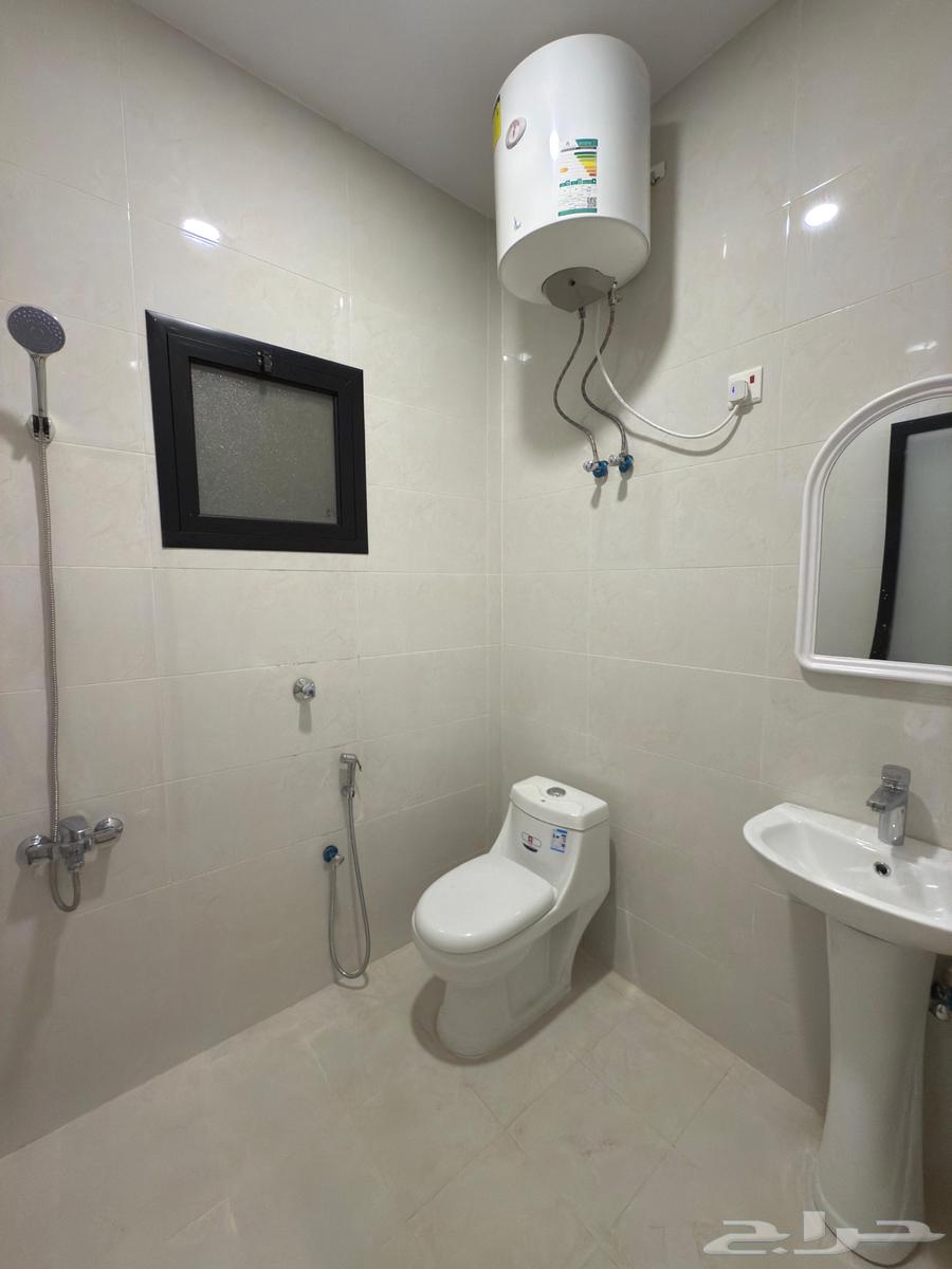 شقة 1 غرف في الثقبة 11