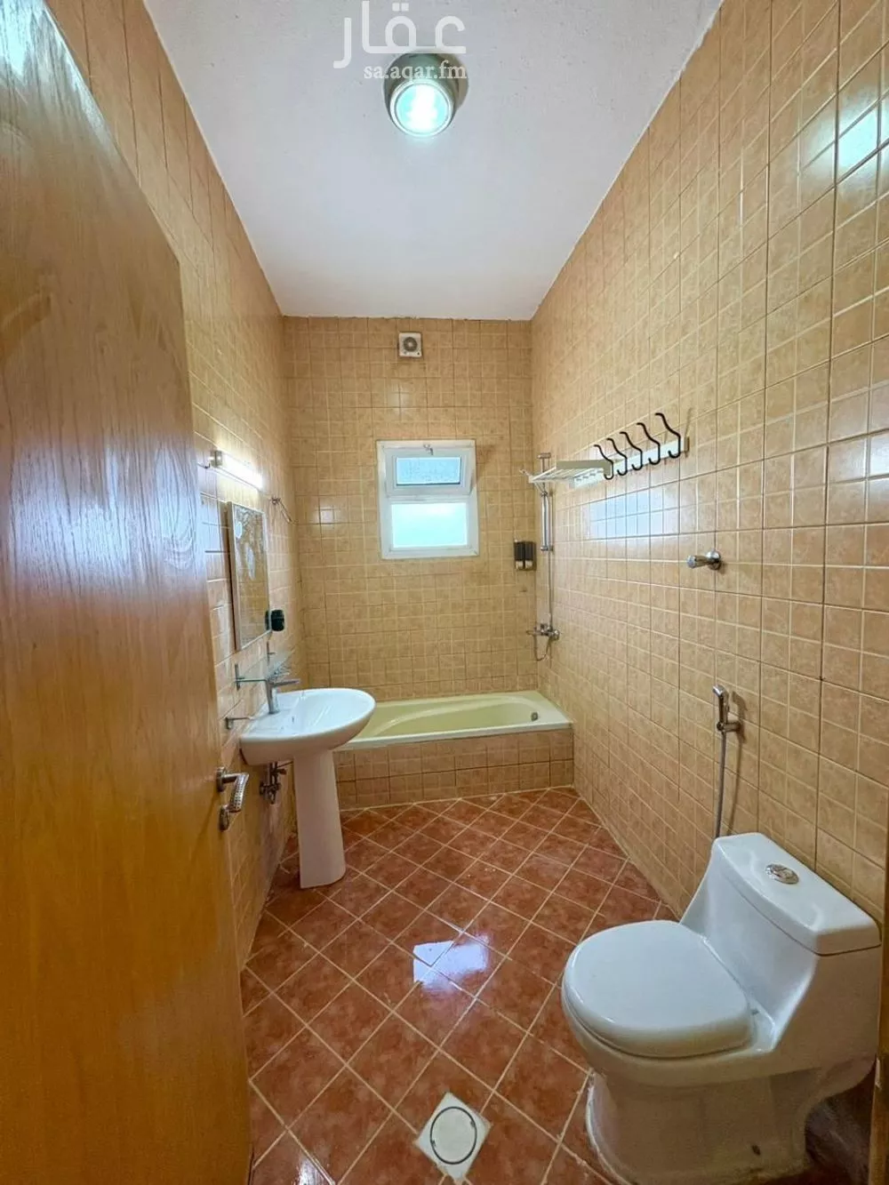 شقة 4 غرف في السلام 6