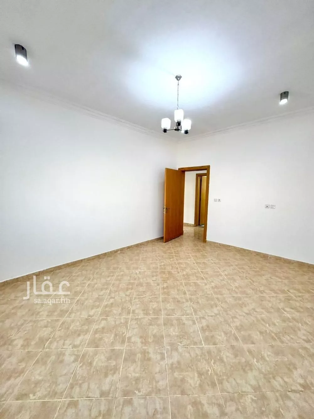 شقة 3 غرف في السلام 7