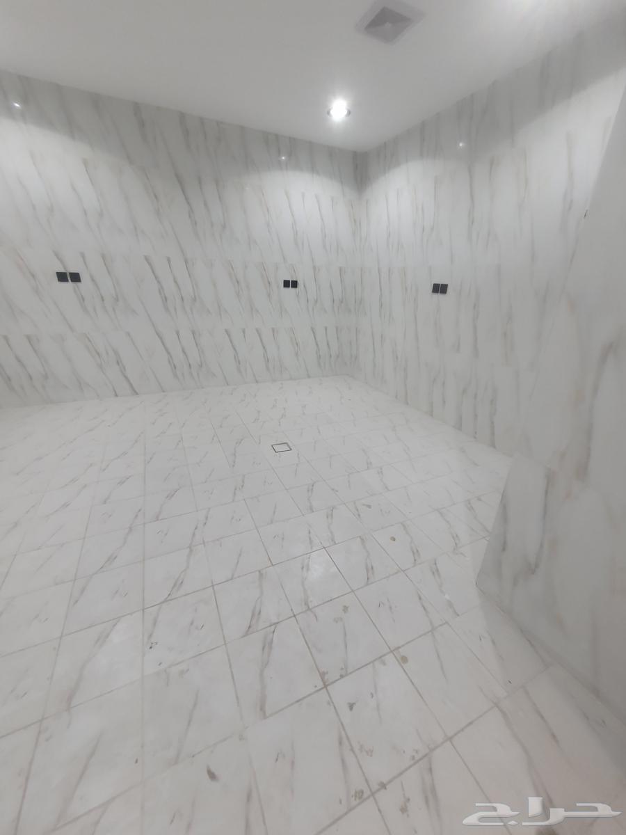 شقة 5 غرف في احد 11