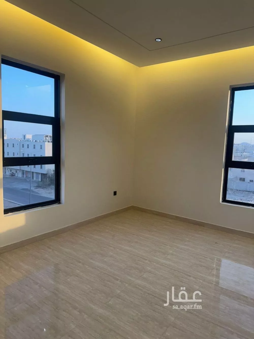 شقة 5 غرف في عكاظ 24