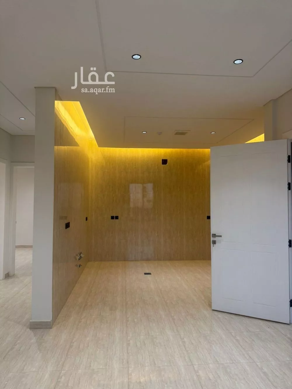 شقة 5 غرف في عكاظ 5