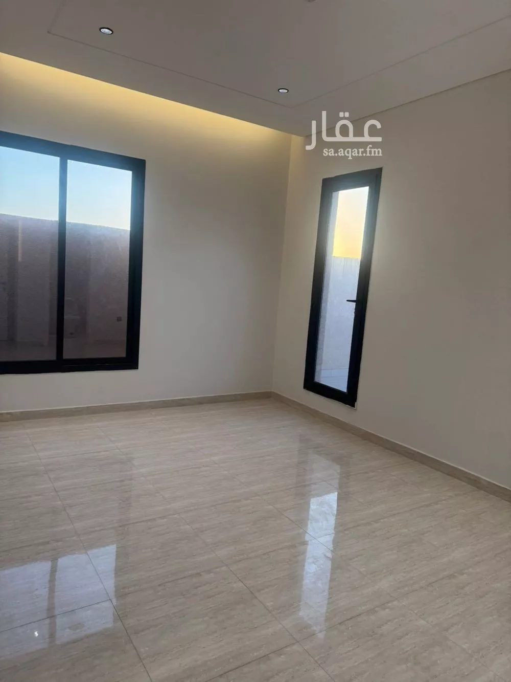 شقة 6 غرف في عكاظ 12