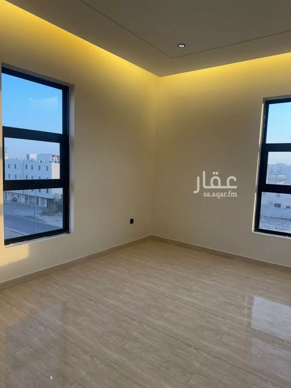 شقة 6 غرف في عكاظ 16