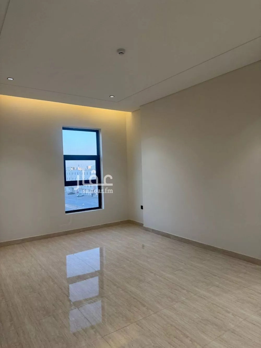 شقة 6 غرف في عكاظ 4