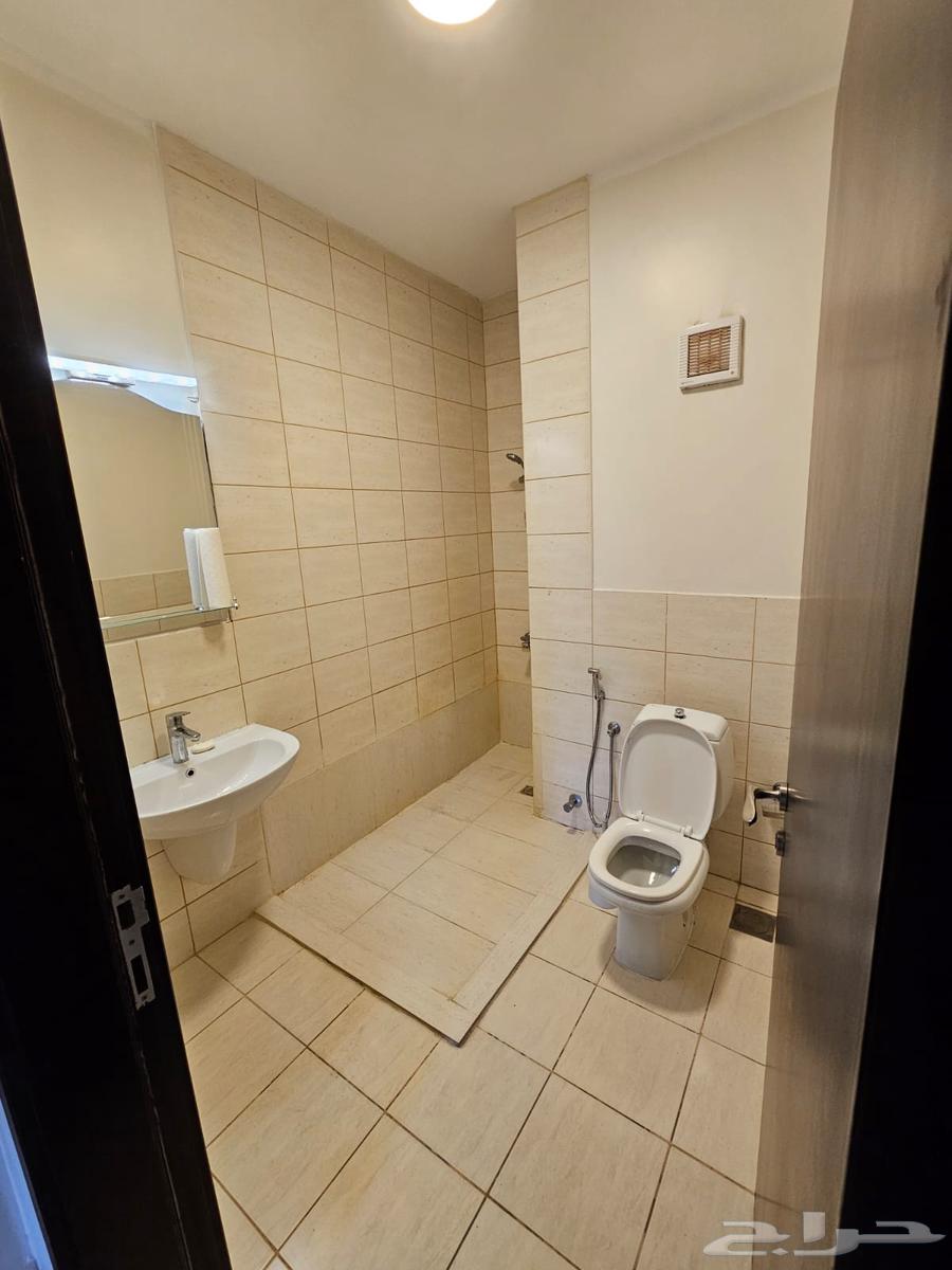 2 bedroom apartment in Al Murooj 4