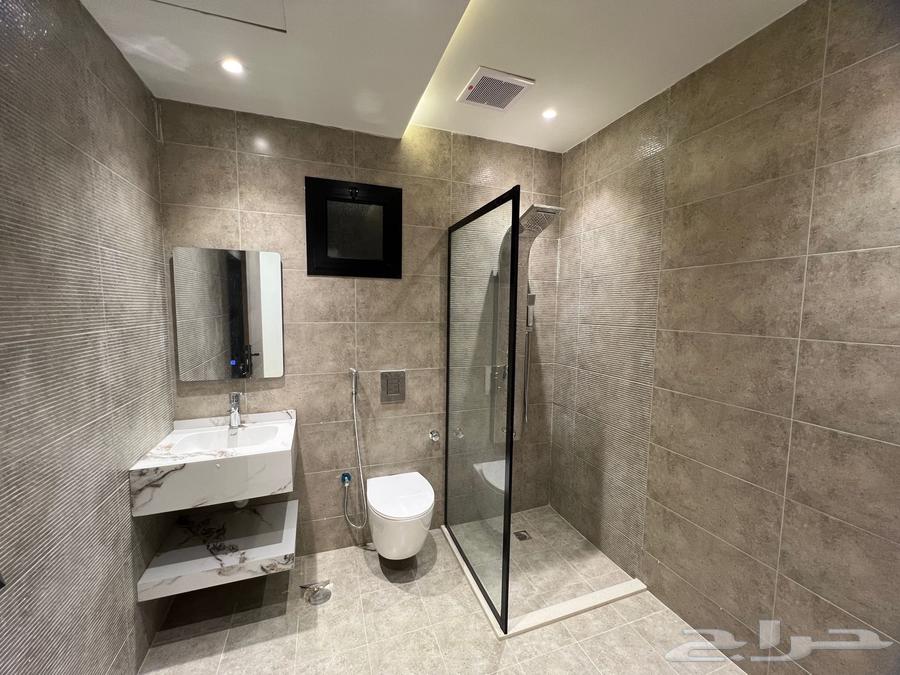 6 bedroom apartment in Wali Al Ahd 7