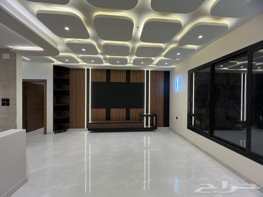 6 bedroom apartment in Wali Al Ahd 9