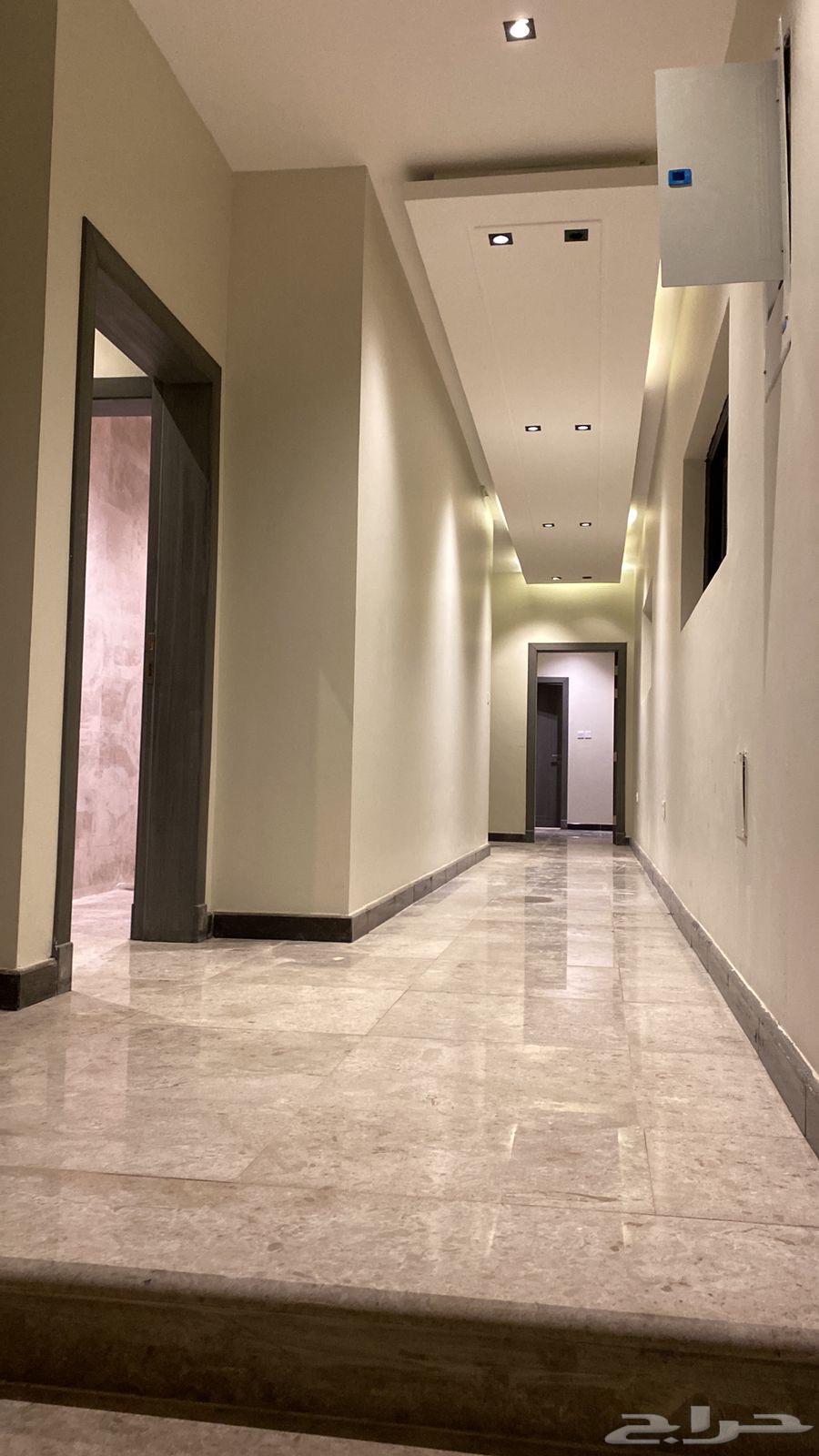 فيلا 6 غرف في الصدفة 13