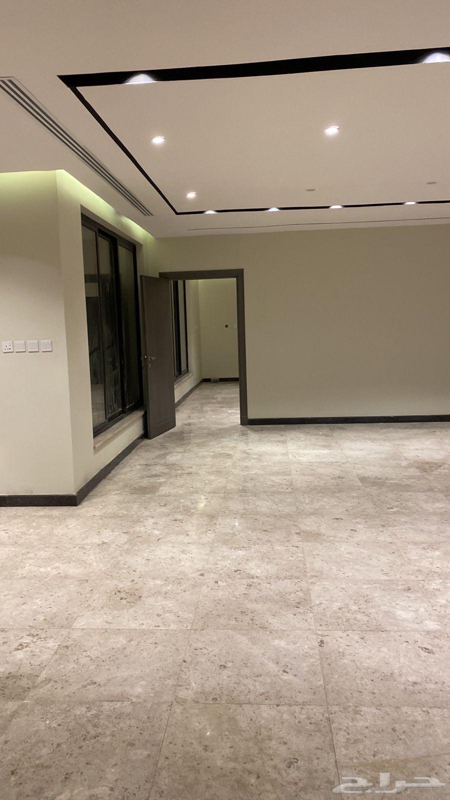 فيلا 6 غرف في الصدفة 6