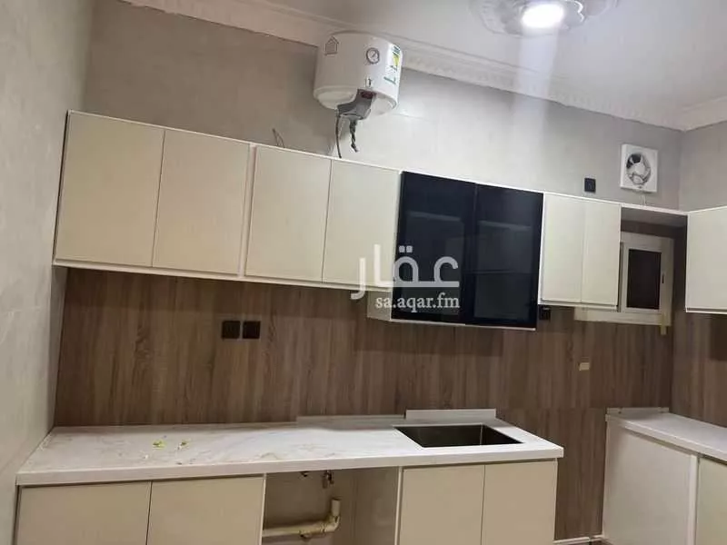 شقة 4 غرف في أبوبريقاء 9