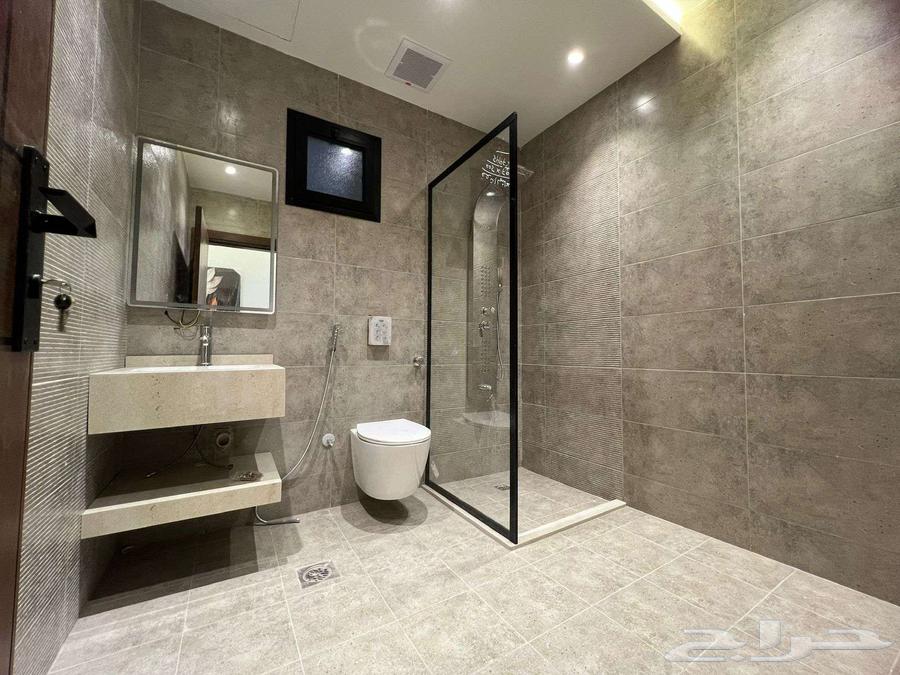 شقة 5 غرف في ولي العهد 12