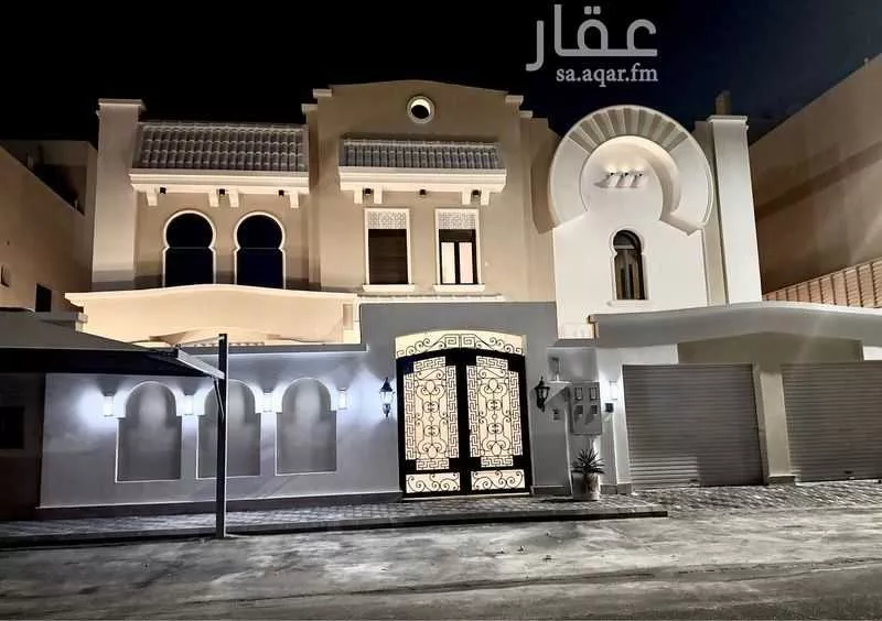 فيلا 7 غرف في النعيم 8