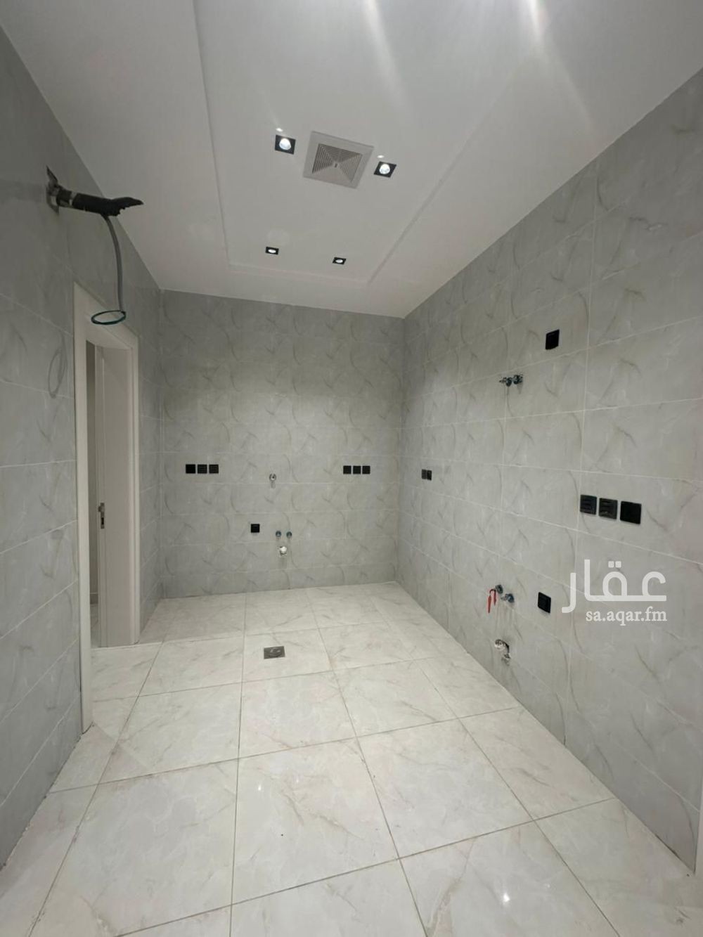 4 bedroom apartment in Al Rabwa, Jeddah 9