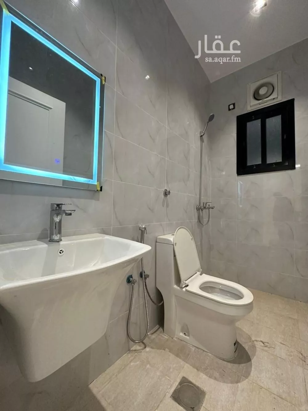 شقة 4 غرف في الربوة 10