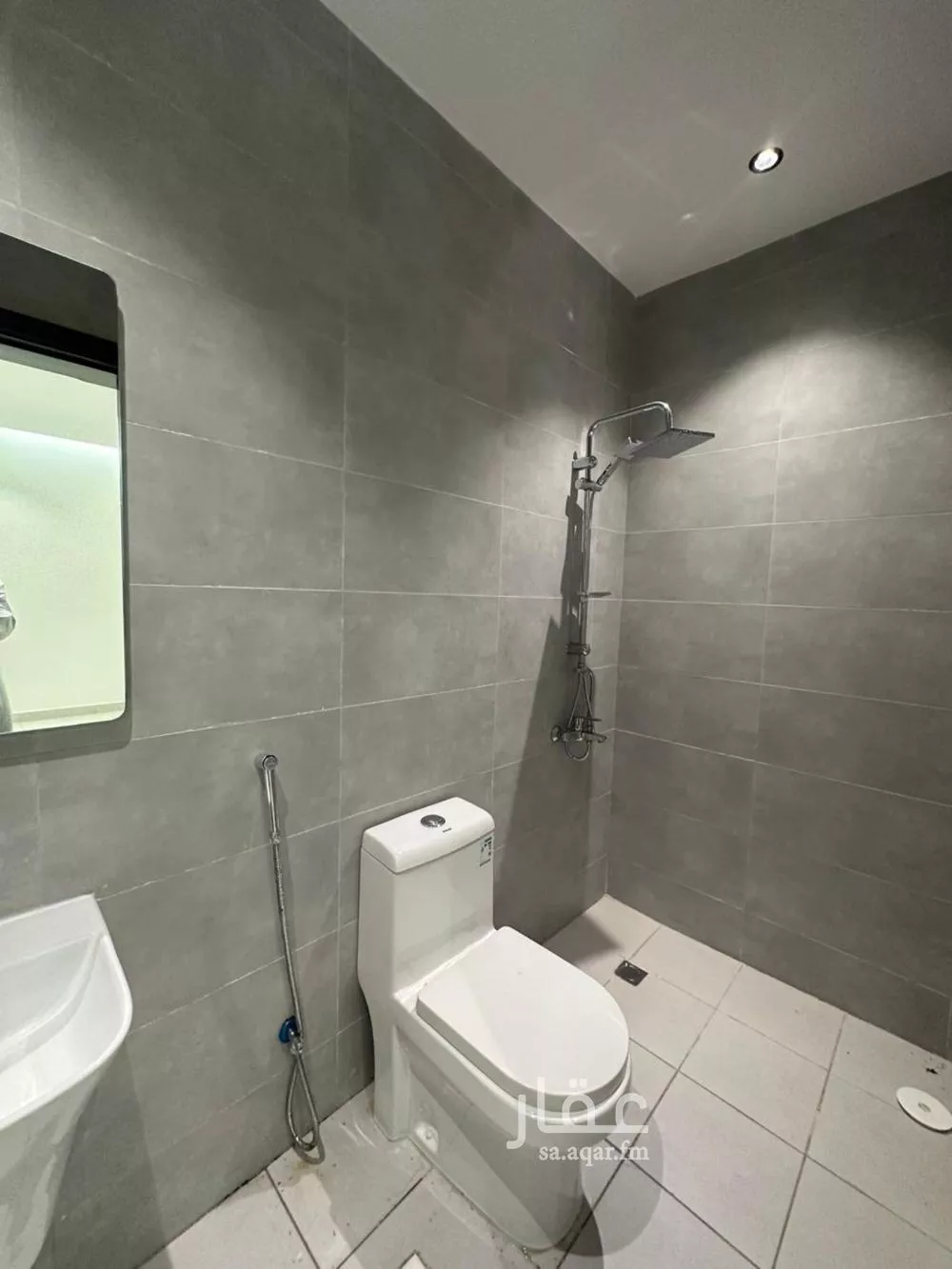 شقة 4 غرف في الرحاب 2